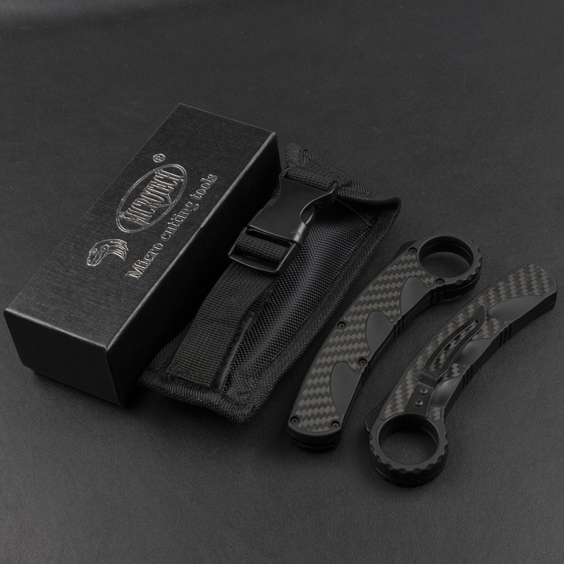 Microtech Claw Karambit AUTO OTF Knife 2.87" 440c Blade, Carbon Finer+Zinc Aluminum Alloy Handles
