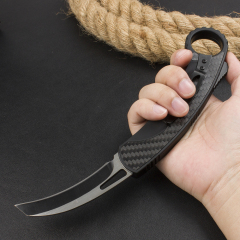 Microtech Claw Karambit AUTO OTF Knife 2.87" 440c Blade, Carbon Finer+Zinc Aluminum Alloy Handles