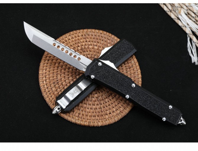 Microtech Navy ANT OTF AUTO Knife 3.34" D2 Plain Blade, Aviation Aluminum Handles