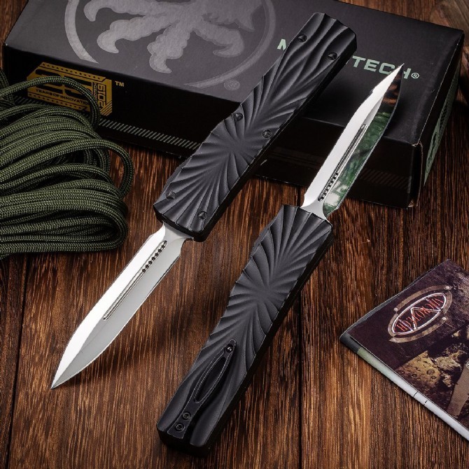 Microtech Attacker OTF AUTO Knife 3.50" D2 Plain Blade, Aviation Aluminum Handles