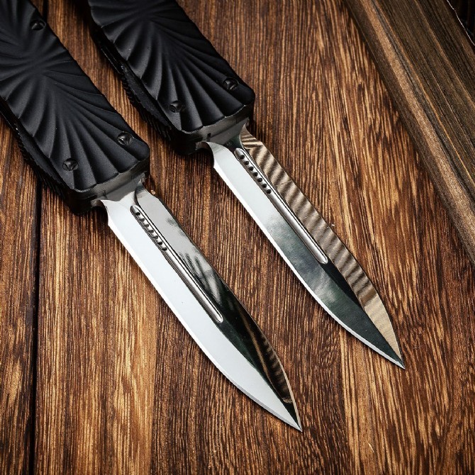 Microtech Attacker OTF AUTO Knife 3.50" D2 Plain Blade, Aviation Aluminum Handles