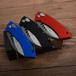 Microtech Claw Karambit AUTO OTF Knife 3.93" 440c Blade, Aluminum Alloy Handles