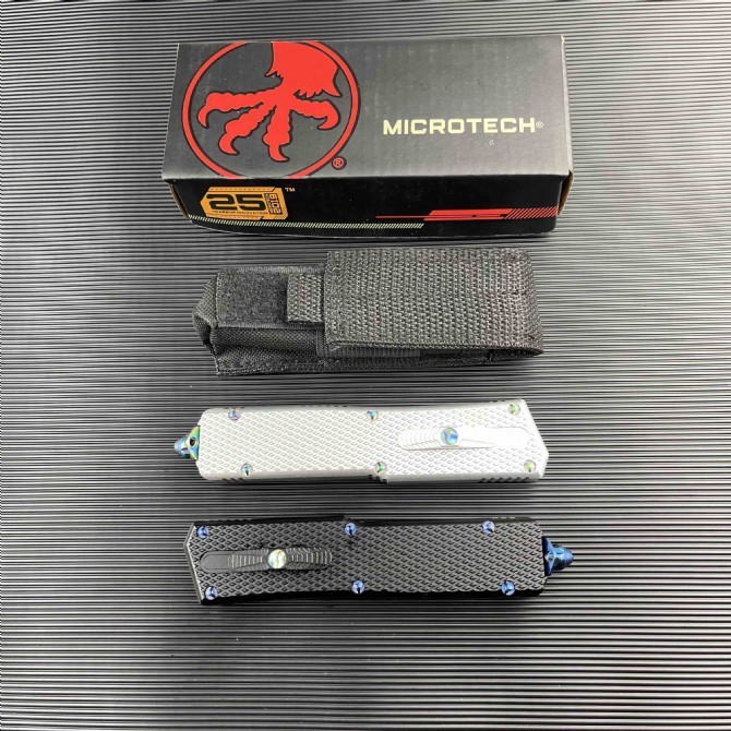 Microtech Cobra AUTO OTF Knife 3.54" D2 Dagger Blade, Aviation Aluminum Handles