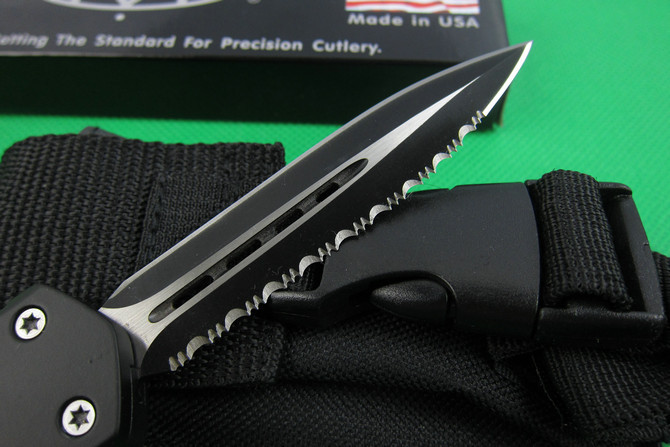 Microtech Combat Troodon A07 AUTO OTF Knife 3.54" 440 Serrated Dagger Blade, Zinc Aluminum Alloy Handles