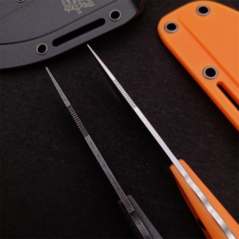 Benchmade 15700 Flyway Fixed Blade Knife 2.55" CPM-154 Satin Straight Back, Santoprene Handles