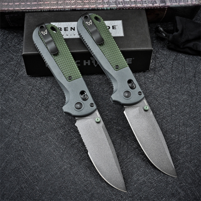 Benchmade Redoubt AXIS Folding Knife 3.54" CPM-D2 Plain Blade, Grivory Handles - 430SBK