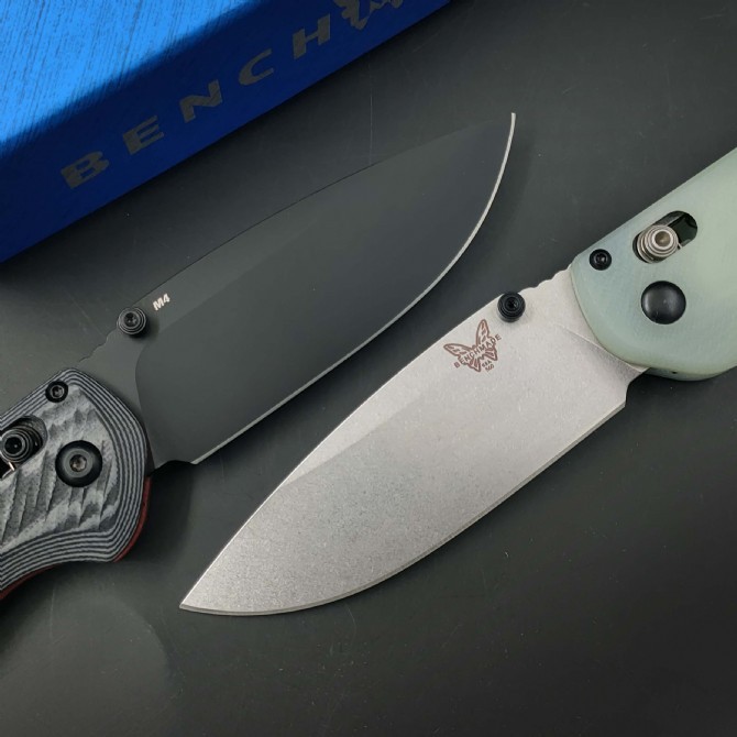 Benchmade Freek Folding Knife 3.54" Black Cerakoted CPM-M4 Plain Blade, G10 Handles - 560BK-1