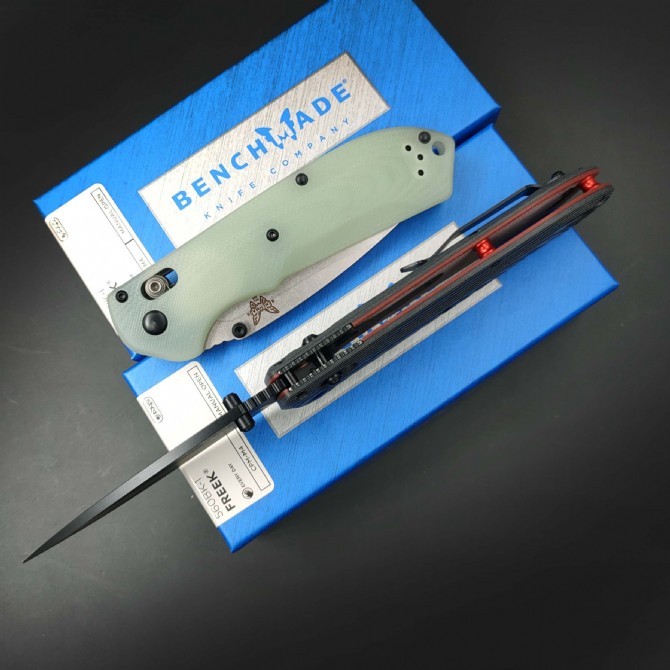 Benchmade Freek Folding Knife 3.54" Black Cerakoted CPM-M4 Plain Blade, G10 Handles - 560BK-1