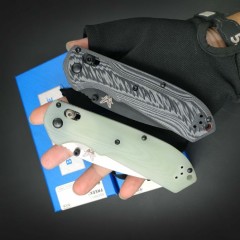 Benchmade Freek Folding Knife 3.54" Black Cerakoted CPM-M4 Plain Blade, G10 Handles - 560BK-1