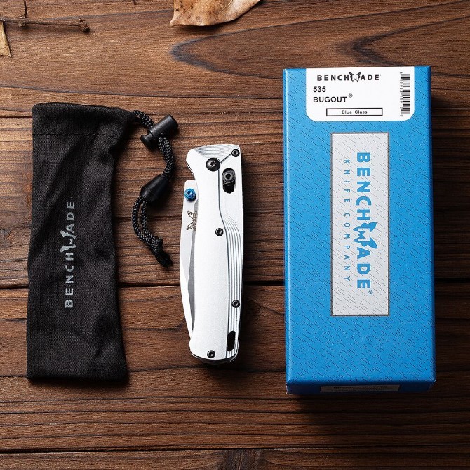 Benchmade 535BK-4 Bugout AXIS Folding Knife 3.22" D2 Plain Blade, Machined Aluminum Handles