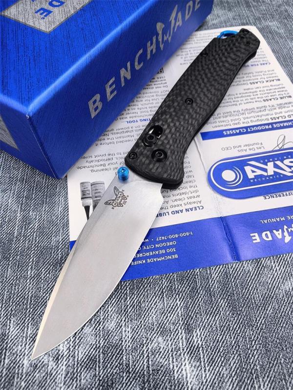 Benchmade 535-3 Bugout AXIS Folding Knife 3.07" S90V Satin Plain Blade, Carbon Fiber Handles