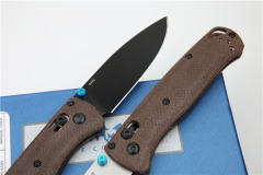 Benchmade 535-3 Bugout AXIS Folding Knife 3.07" S30V Satin Plain Blade, Flax Handles
