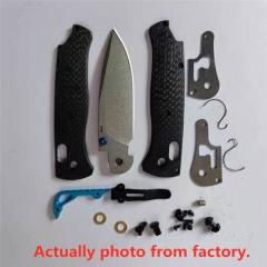 Benchmade 535-3 Bugout AXIS Folding Knife 3.07" S90V Satin Plain Blade, Carbon Fiber Handles