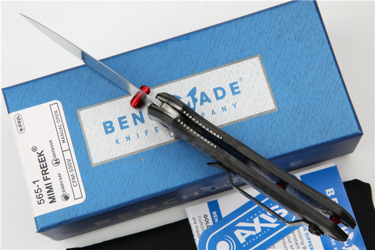 Benchmade Mini Freek Folding Knife 2.95" S90V Satin Plain Blade, Carbon Fiber Handles - 565-1