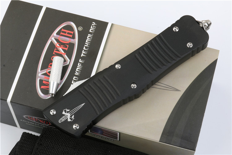 Microtech Combat Troodon AUTO OTF Knife 3.77" D2 Satin Blade, Aviation Aluminum Handles