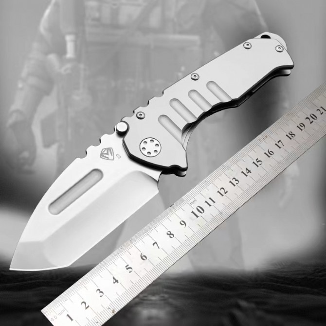 Iron Armored Troops Folding Knife