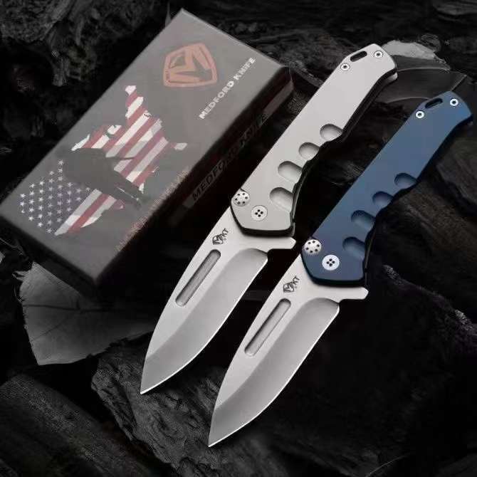 2Models Iron Armored Troops Medford Folding Knife