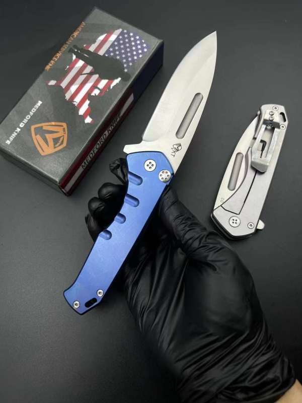 2Models Iron Armored Troops Medford Folding Knife