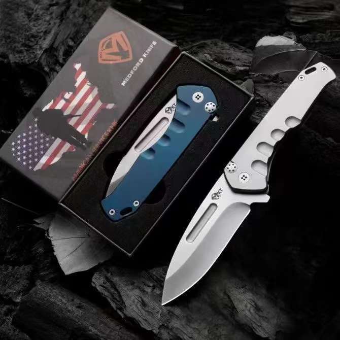 2Models Iron Armored Troops Medford Folding Knife