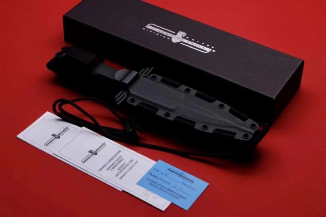 Extrema Ratio R.e.o.s Tactical Fixed Blade Knife 5.51" N690 Black Blade, Forprene Handles