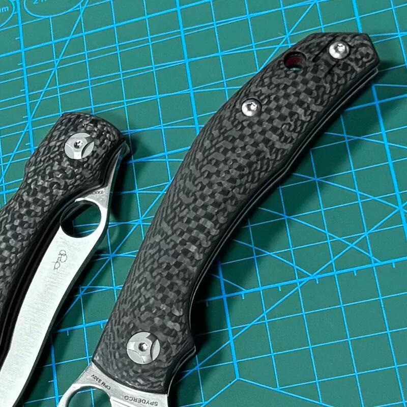 Spyderco C241 Kapara Folding Knife 3.54" S30V Satin Plain Blade, Carbon Fiber Handles - C241CF