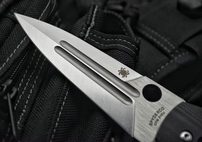 Spy C125 Folding Knife 3.86" CPM-S30V Satin Plain Blade, G10 Handles - C125GP