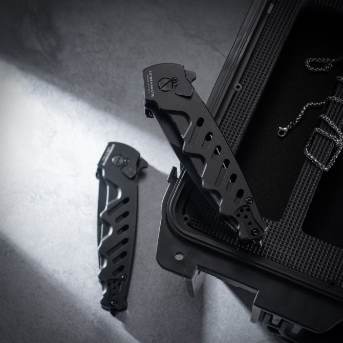 Extrema Ratio CAIMANO NERO Folding Knife 3.54" D2 Drop Point Blade, Aluminum Alloy Handles
