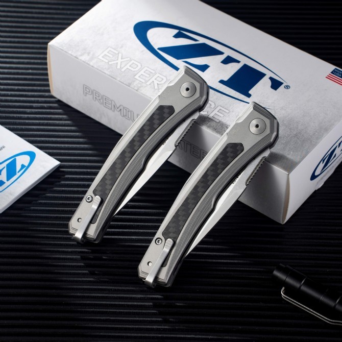 ZT 0556 AUTO Folding Knife 3.35" CPM-MagnaCut Two-Tone Drop Point Blade, Titanium Handles with Carbon Fiber Inlays