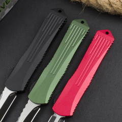 Heretic Knives Manticore OTF AUTO 3.15" D2 Black Blade, Aviation Aluminum Handles