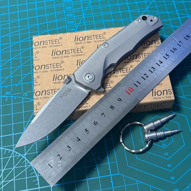LionSteel Three Rapid Folder Knife 2.95" M390 Blade, Matte Titanium/Carbon Fiber Handles