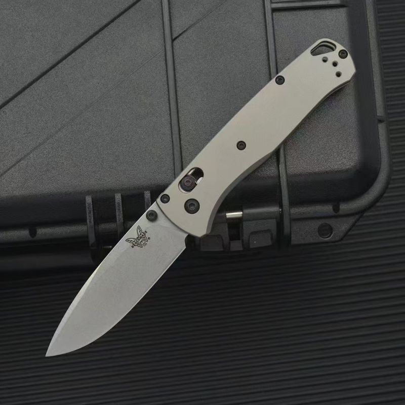 BM 535 Bugout AXIS Folding Knife 3.15" Damascus/D2 Satin Plain Blade, TC4 Handles