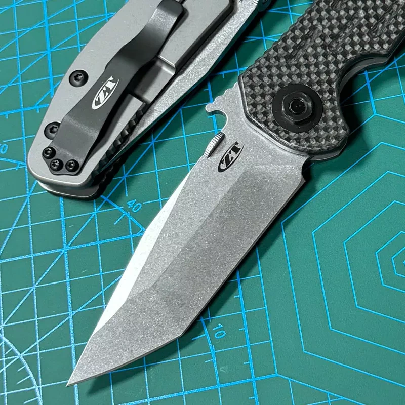 ZT 0620 Flipper Knife 3.62" CTS-204P Blade, Carbon Fiber Handles