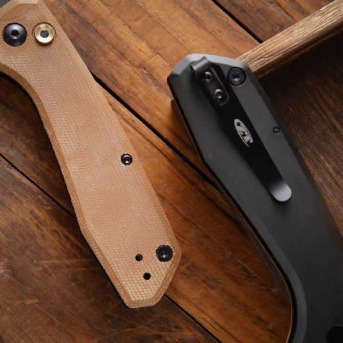 ZT 0512 AUTO Folding Knife 3.54" CPM-D2 Clip Point Blade, Natural Canvas Micarta Handles