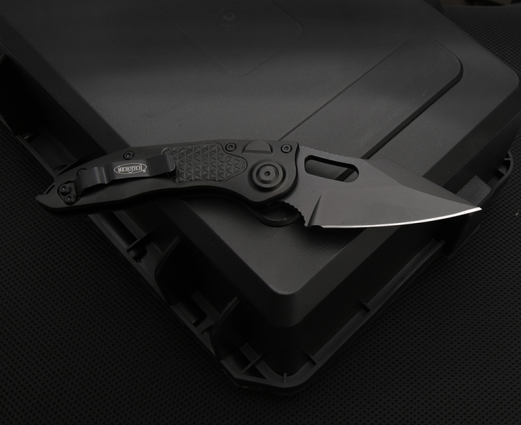 MT Stitch-I AUTO Folding Knife 3.03" M390 Black Blade, T6-6061 Handles