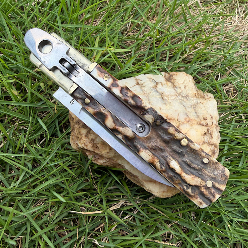 Classical Italy AKC Leverletto By Bill DeShivs OTF AUTO Knife 3.54'' D2 Blade, Natural Antlers Handles