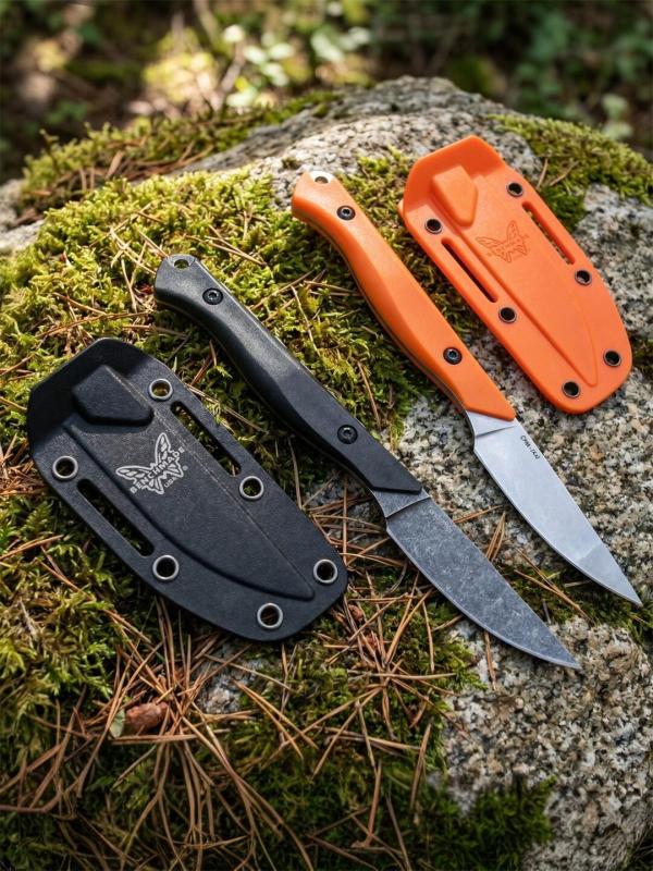 BM 15700 Flyway Fixed Blade Knife 2.55" CPM-154 Satin Straight Back, Santoprene Handles