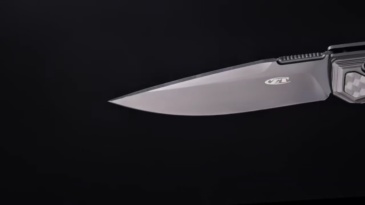 ZT 0556 AUTO Folding Knife 3.35" CPM-MagnaCut Two-Tone Drop Point Blade, Titanium Handles with Carbon Fiber Inlays