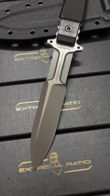 Extrema Ratio Imperial Guard Fixed Knife 7.01" Black AUS8 Single Edge Blade, G10 Handles