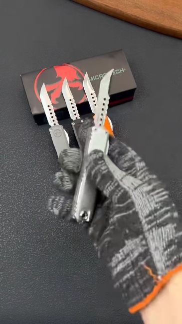 Mini MT Troodon UTX70 OTF AUTO Knife 2.17" D2 Blade, Aviation Aluminum Handles