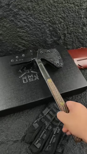RMJ-USA Axe Tactical Fixed Blade Knife