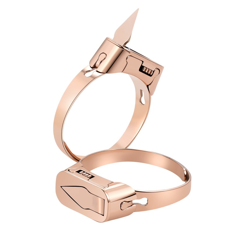 Hidden knife & Boxing Knuckles
