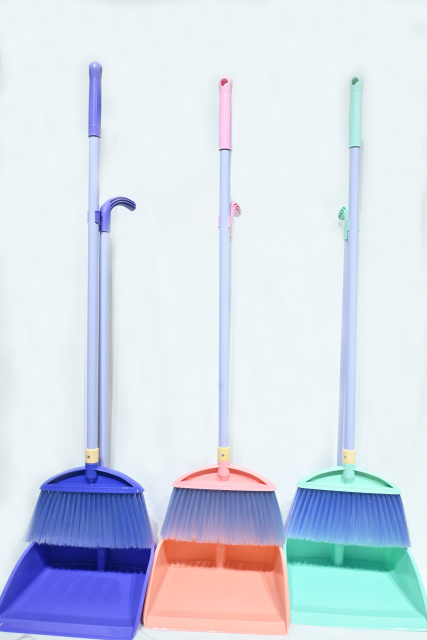 GV no.G8021 indoor floor cleaning set broom and dustpan