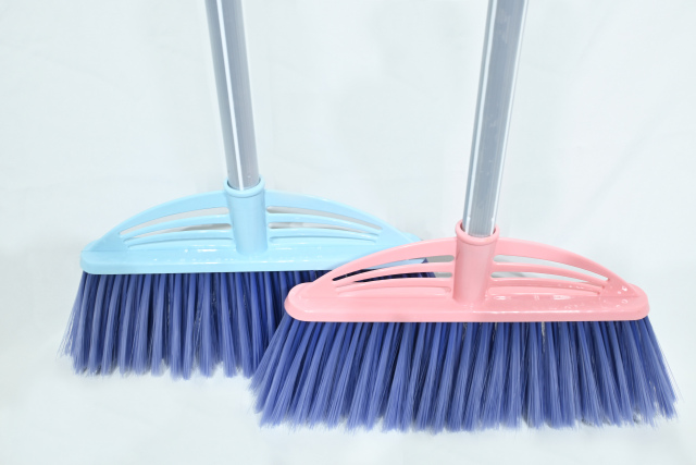 GV no.G401-1 plastic broom head with light steel handle traditional sweeper
