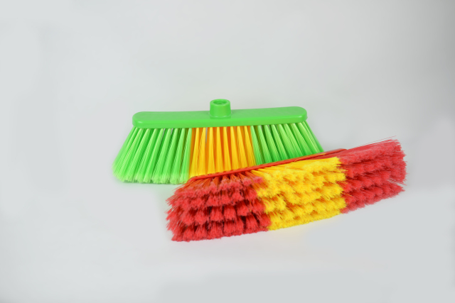 GV no.0049 double color blossom plastic bristle broom household clean use