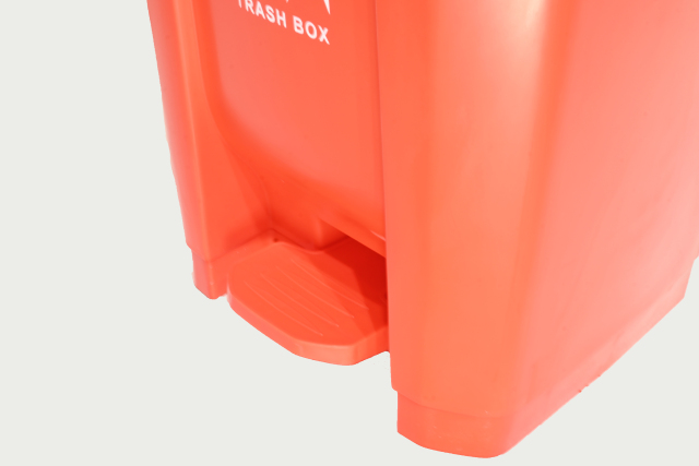 GV  30/50/80L plastic pedal dustbin big capacity for public use garbage can trash collection