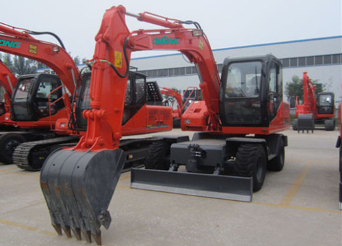 QINGONG HT125W Wheel Excavator