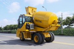 QinGong 4,0 м³ QG-4.0 Бетоносмеситель с самозагрузкой