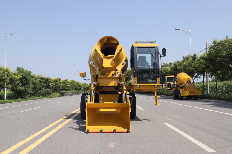 QinGong 3,5 м³ QG-3.5 Бетоносмеситель с самозагрузкой