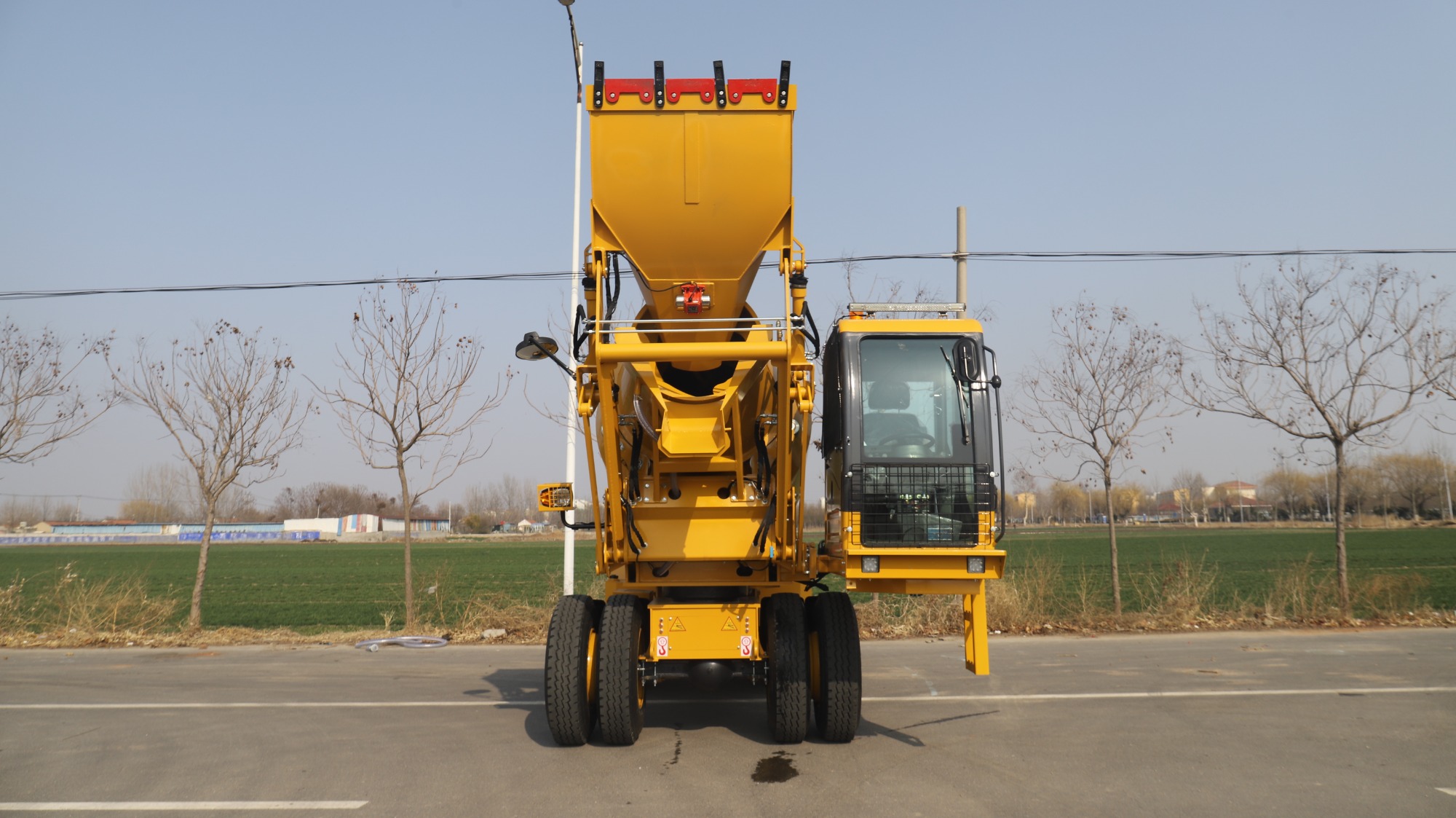 QinGong 2.6 m3 QG-2.6 самозагружающийся смеситель
