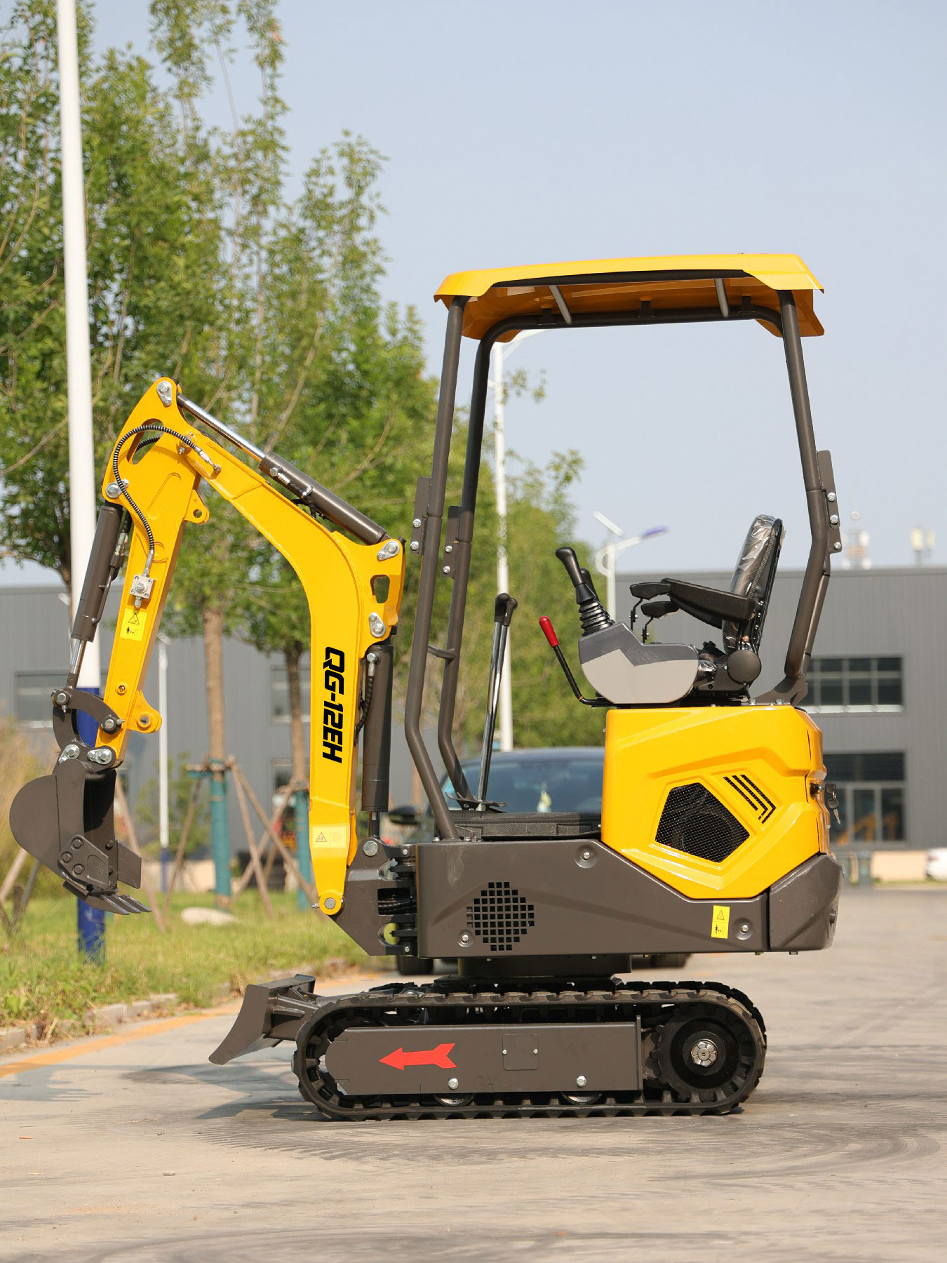 QINGONG QG-12EH MINI EXCAVATOR